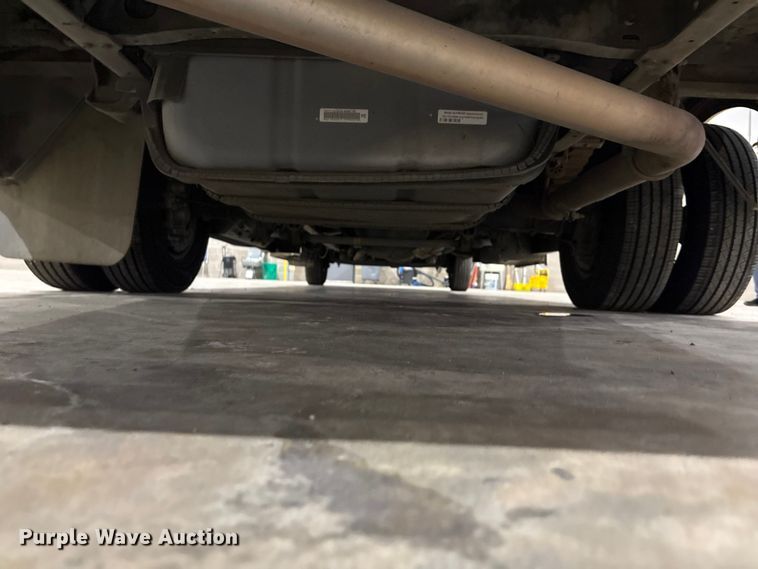 image for item EV2843 2019 Ford E450 shuttle bus