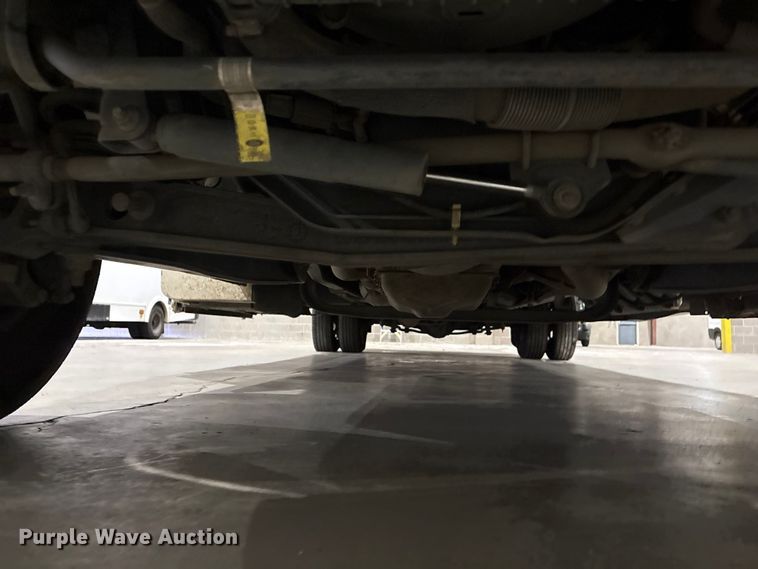 image for item EV2843 2019 Ford E450 shuttle bus