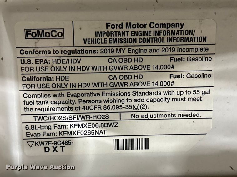 image for item EV2843 2019 Ford E450 shuttle bus