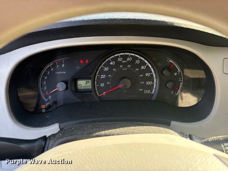 image for item EV2855 2014 Toyota Sienna van