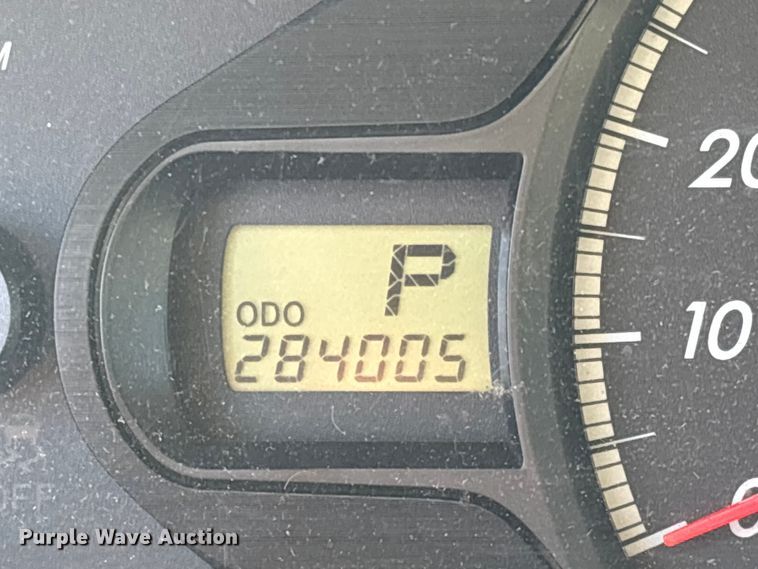 image for item EV2855 2014 Toyota Sienna van