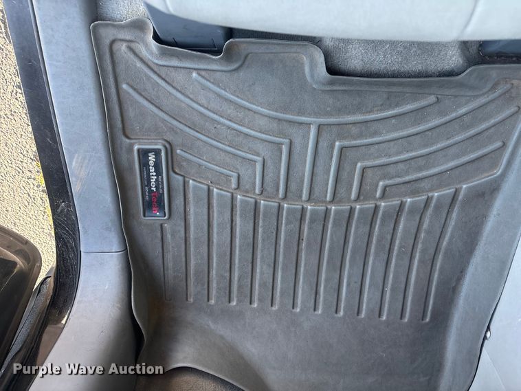 image for item EV2855 2014 Toyota Sienna van