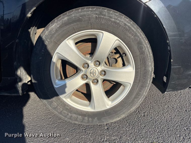 image for item EV2855 2014 Toyota Sienna van