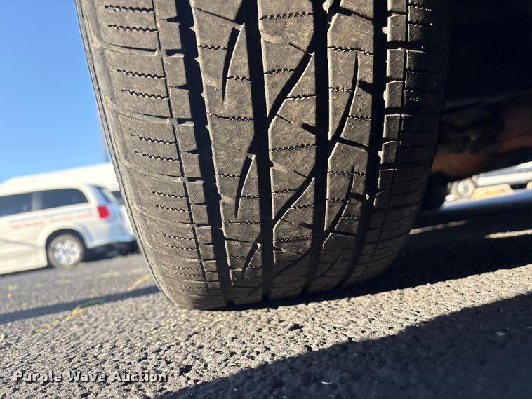 image for item EV2855 2014 Toyota Sienna van