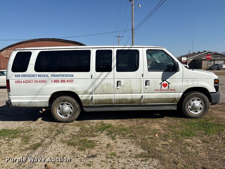 image for item EV2857 2014 Ford E350 van