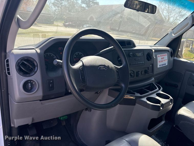 image for item EV2857 2014 Ford E350 van