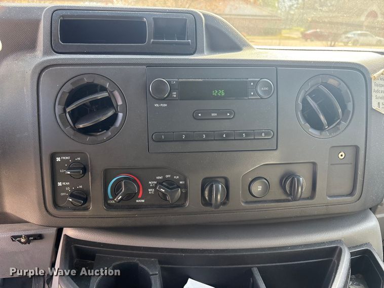 image for item EV2857 2014 Ford E350 van