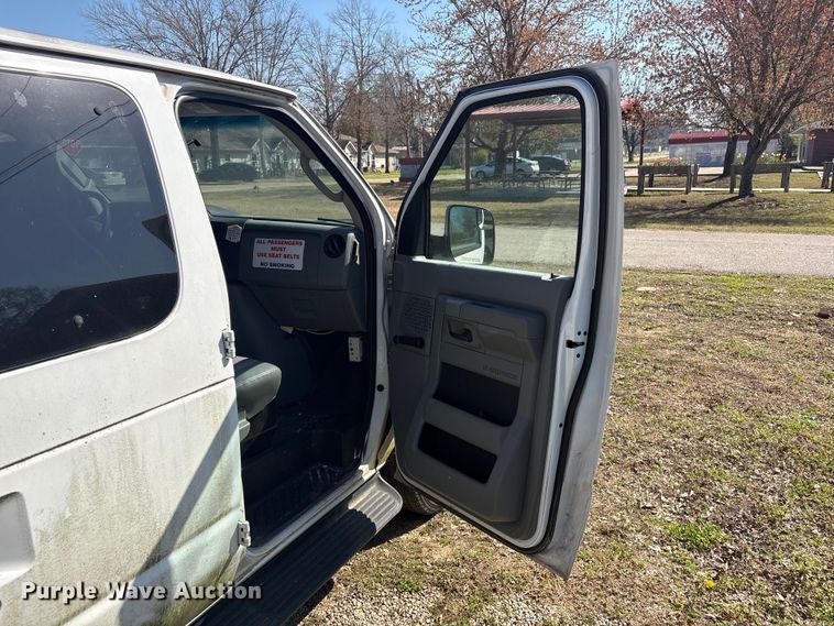 image for item EV2857 2014 Ford E350 van