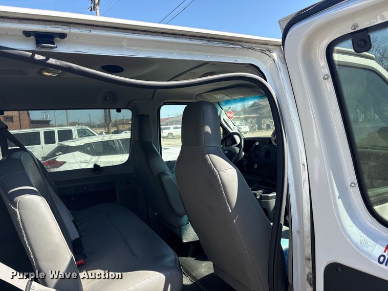image for item EV2857 2014 Ford E350 van