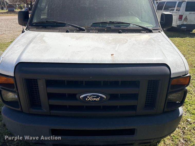 image for item EV2858 2014 Ford E350 van