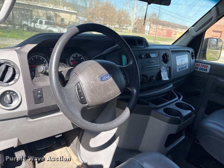 image for item EV2858 2014 Ford E350 van