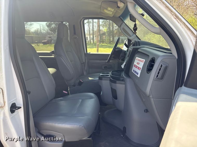 image for item EV2858 2014 Ford E350 van