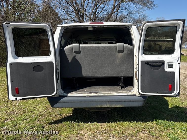 image for item EV2858 2014 Ford E350 van