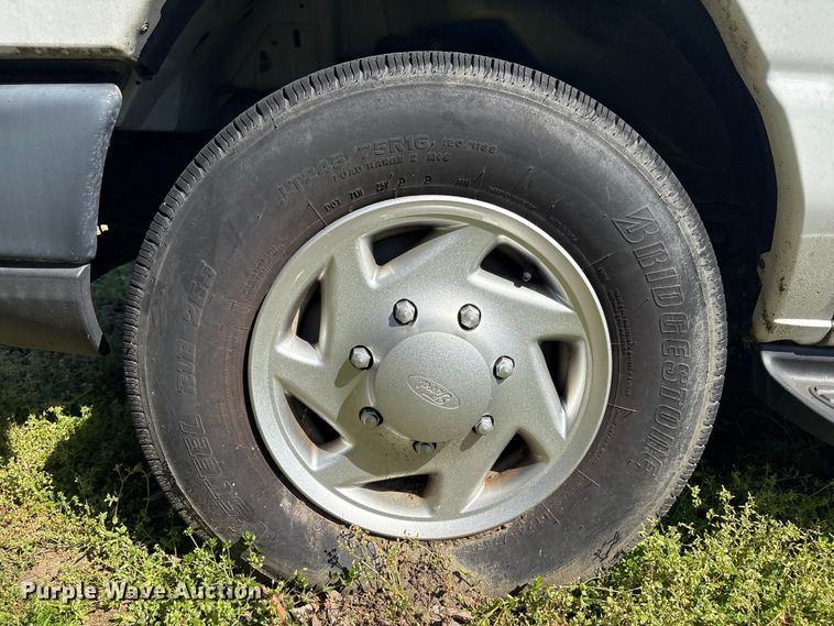 image for item EV2858 2014 Ford E350 van