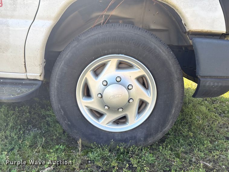 image for item EV2858 2014 Ford E350 van