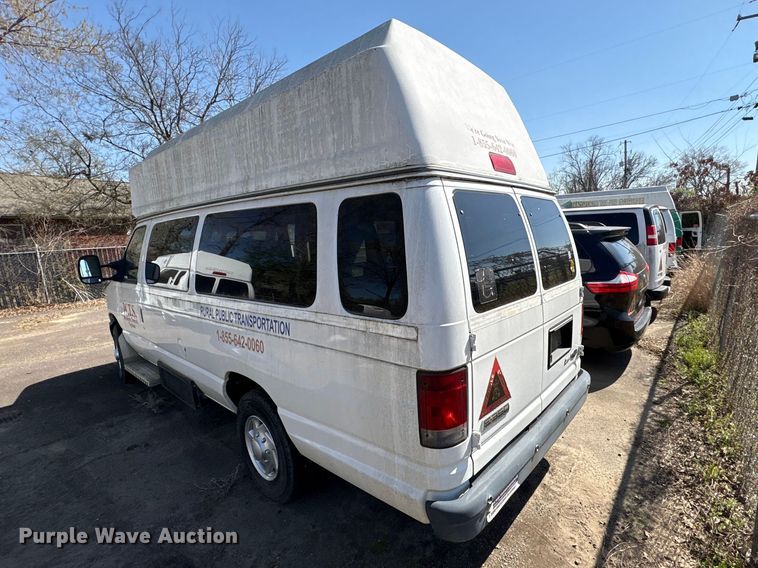 image for item EV2861 2012 Ford E350 handicap accessible van