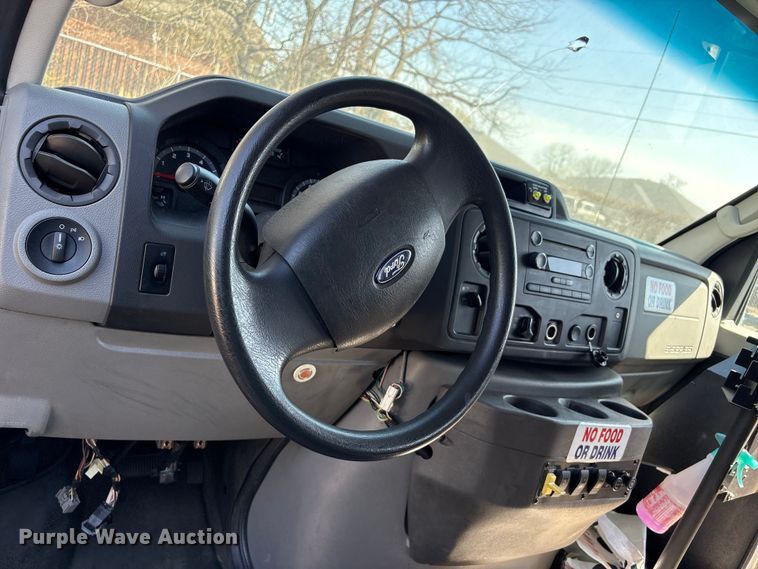 image for item EV2861 2012 Ford E350 handicap accessible van