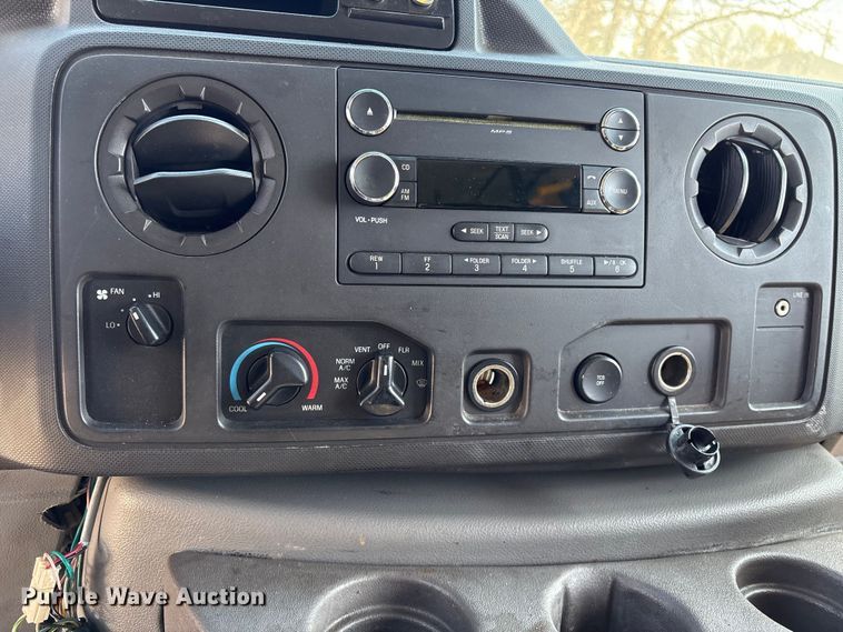 image for item EV2861 2012 Ford E350 handicap accessible van