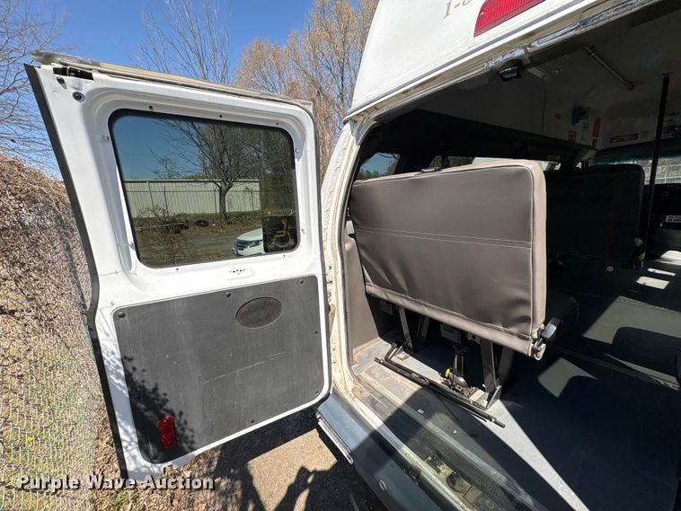 image for item EV2861 2012 Ford E350 handicap accessible van