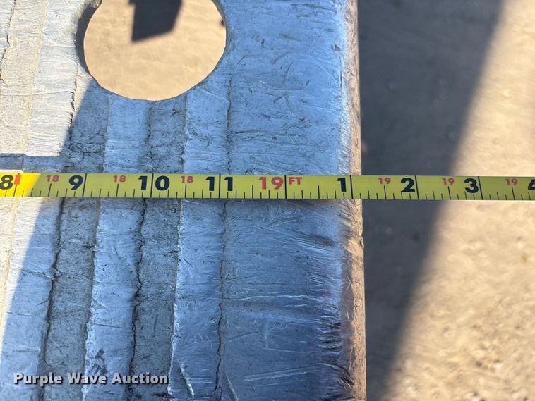 image for item EV2864 1999 Ford F550 rollback truck