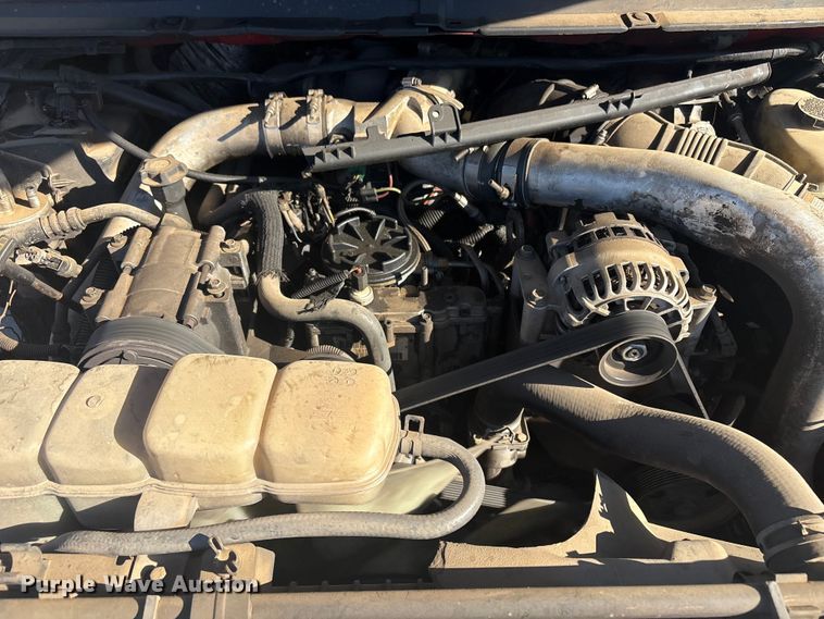 image for item EV2864 1999 Ford F550 rollback truck