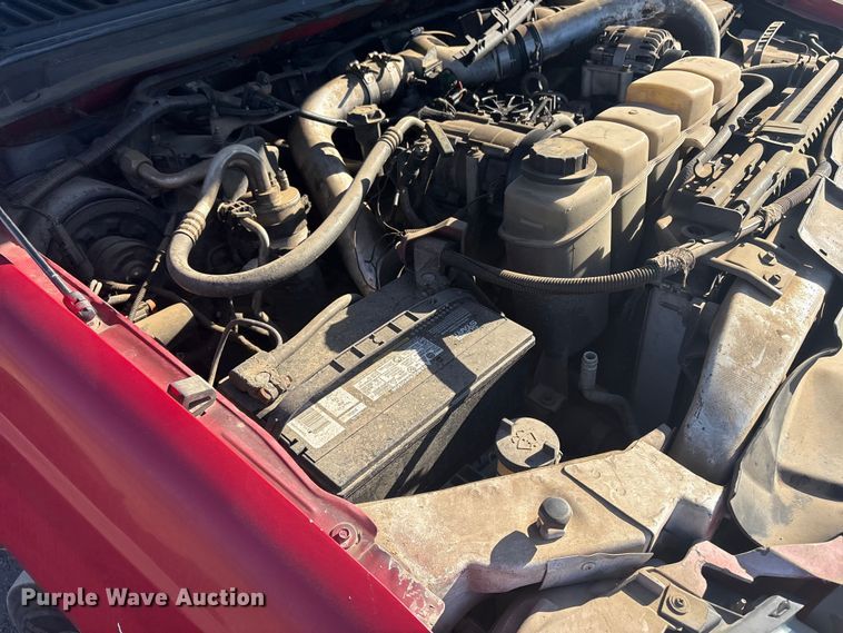 image for item EV2864 1999 Ford F550 rollback truck