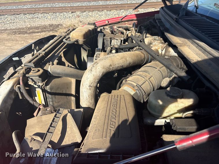 image for item EV2864 1999 Ford F550 rollback truck