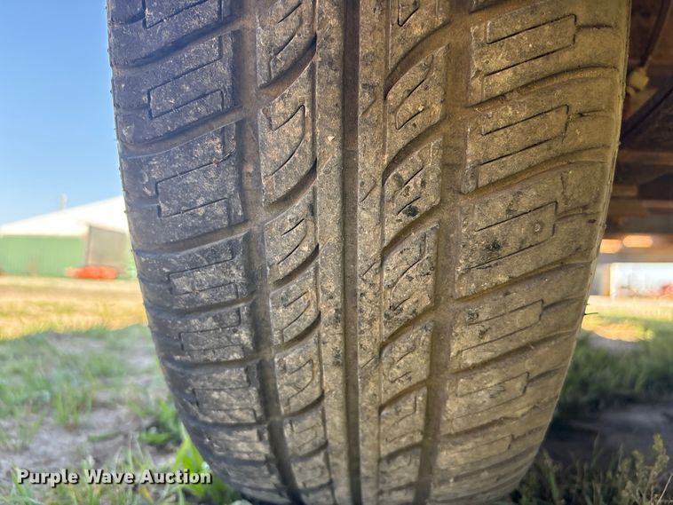 image for item EV2868 2008 Lone Star utility trailer