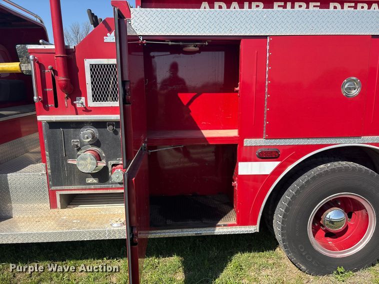 image for item EV2869 1986 Chevrolet C6V pumper fire truck