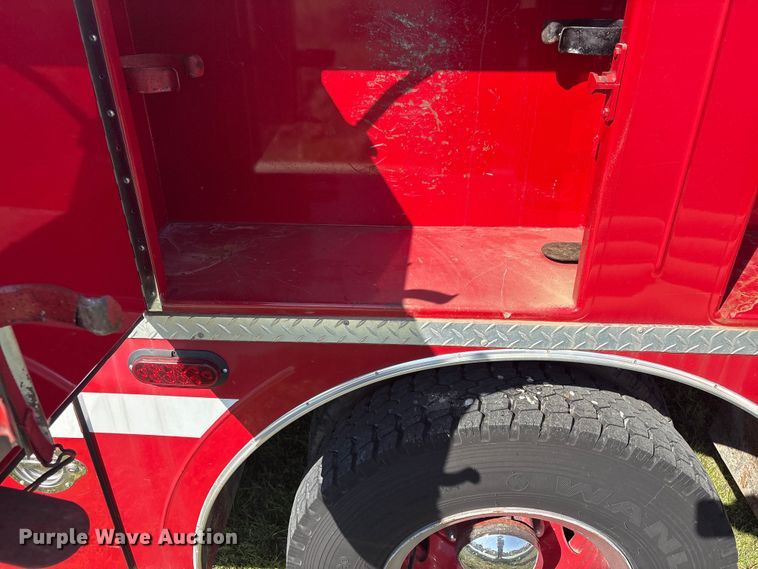 image for item EV2869 1986 Chevrolet C6V pumper fire truck