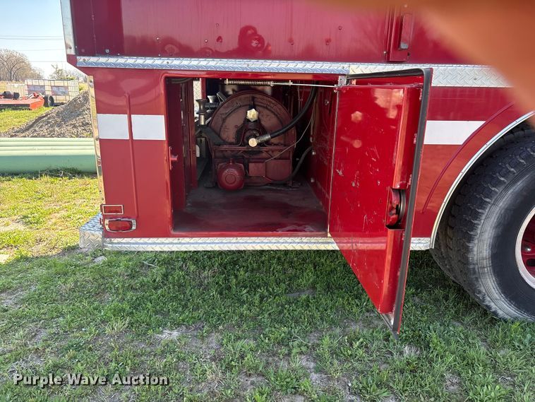 image for item EV2869 1986 Chevrolet C6V pumper fire truck