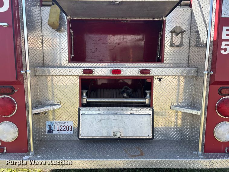 image for item EV2869 1986 Chevrolet C6V pumper fire truck