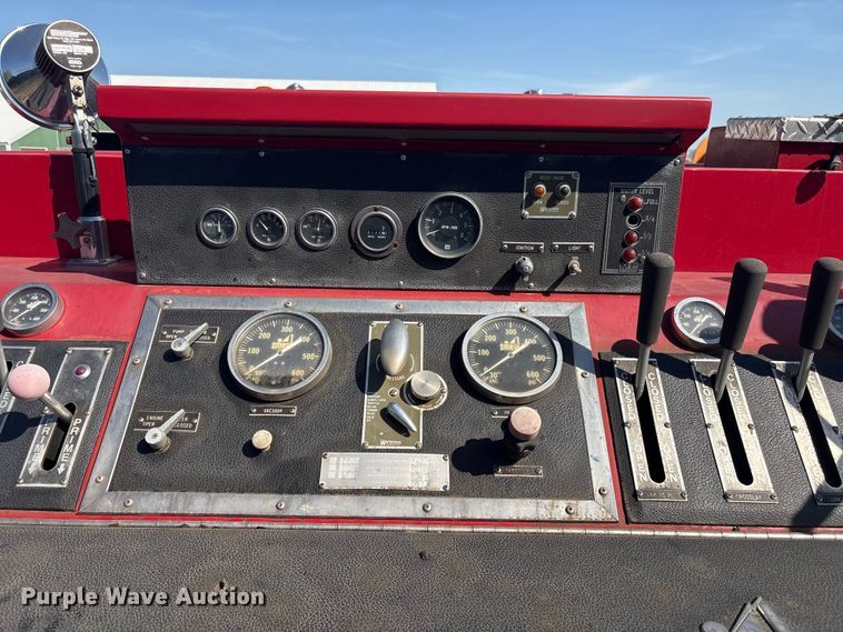 image for item EV2869 1986 Chevrolet C6V pumper fire truck