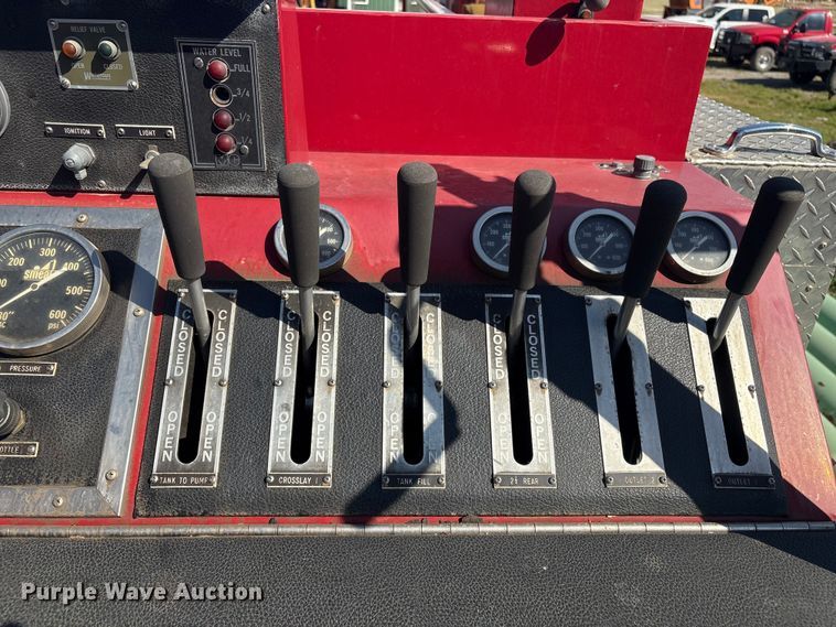 image for item EV2869 1986 Chevrolet C6V pumper fire truck