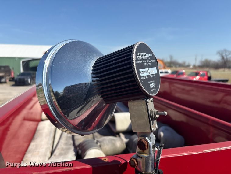 image for item EV2869 1986 Chevrolet C6V pumper fire truck