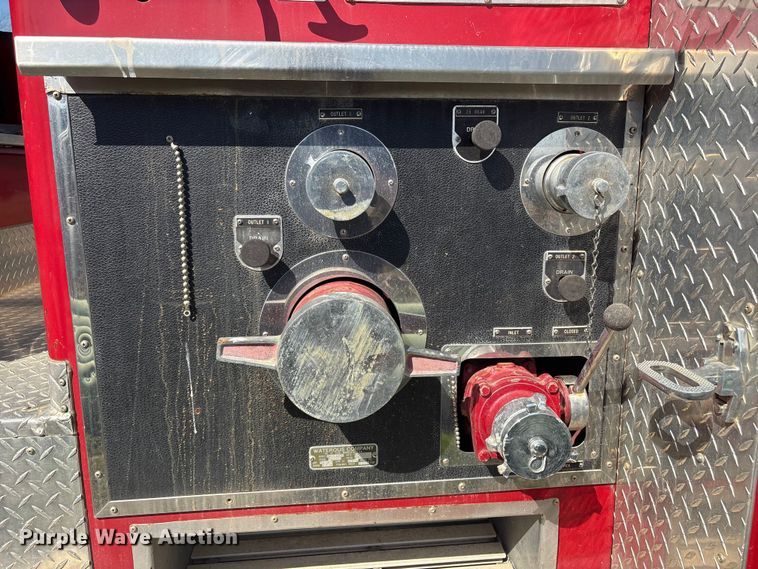 image for item EV2869 1986 Chevrolet C6V pumper fire truck