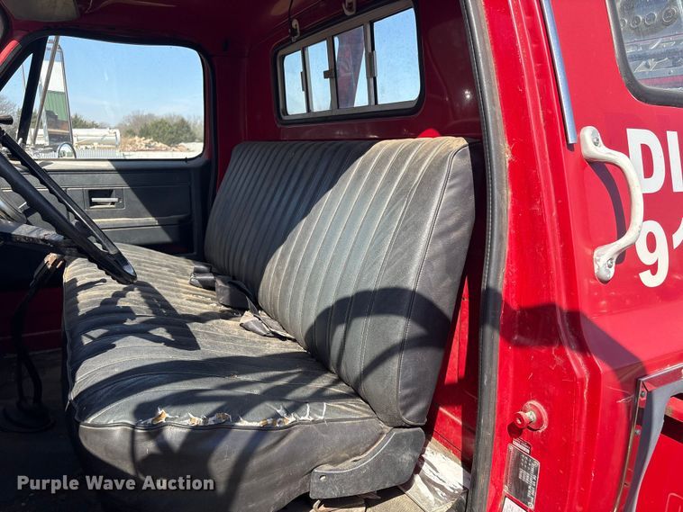 image for item EV2869 1986 Chevrolet C6V pumper fire truck