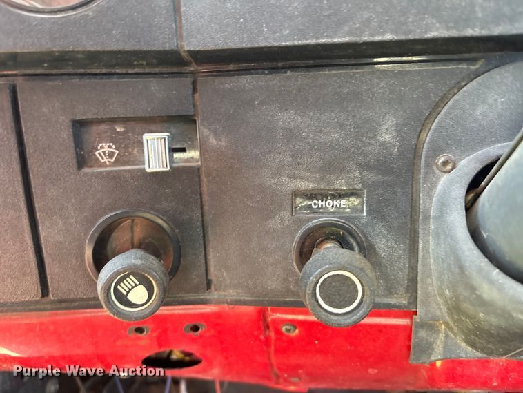 image for item EV2869 1986 Chevrolet C6V pumper fire truck