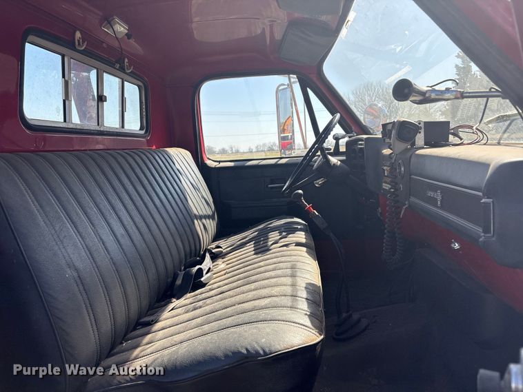 image for item EV2869 1986 Chevrolet C6V pumper fire truck