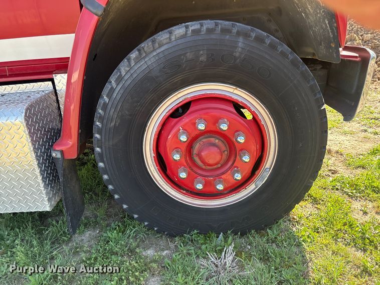 image for item EV2869 1986 Chevrolet C6V pumper fire truck