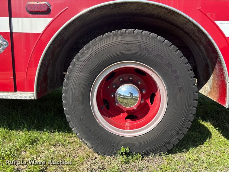 image for item EV2869 1986 Chevrolet C6V pumper fire truck