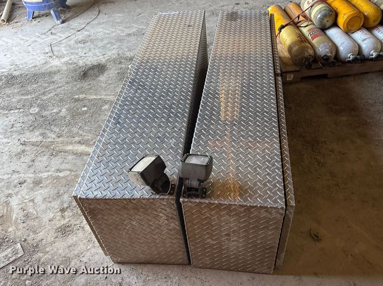 image for item EV2870 (2) RC toolboxes