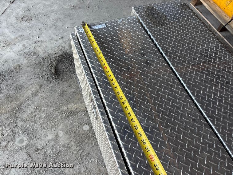 image for item EV2870 (2) RC toolboxes