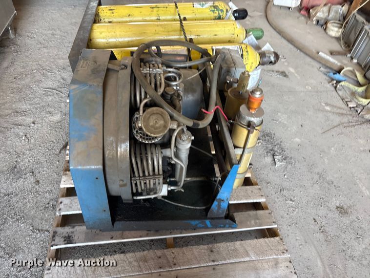 image for item EV2871 Approximately 19 SCBA tanks