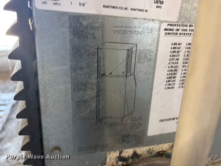 image for item EV2872 Manitowoc Ice B400 ice machine