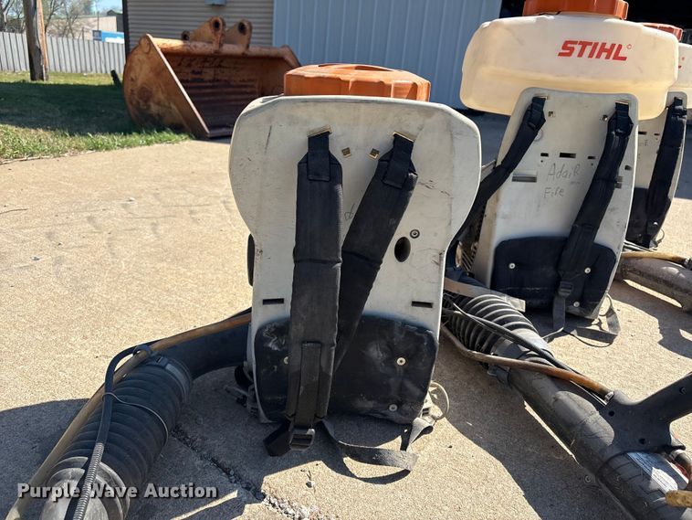 image for item EV2873 (3) Stihl backpack sprayers