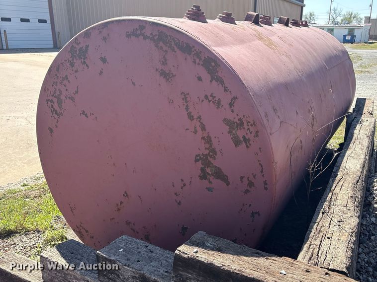 image for item EV2874 Underground Laboratories Inc. tank