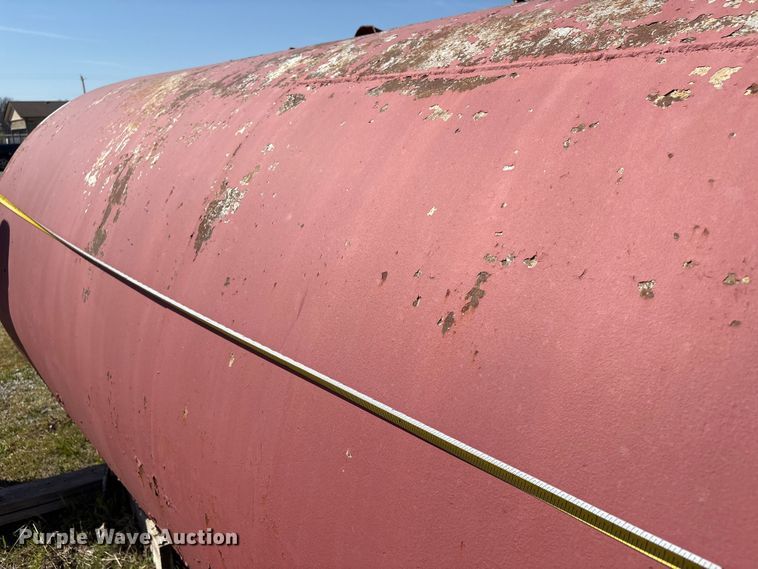 image for item EV2874 Underground Laboratories Inc. tank