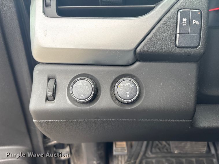 image for item EV2882 2019 Chevrolet Tahoe SSV SUV