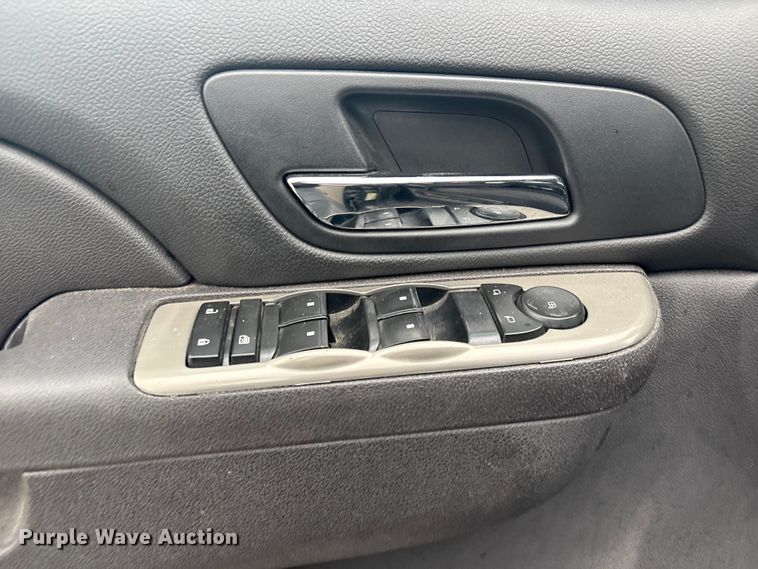 image for item EV2884 2013 Chevrolet Tahoe Police SUV